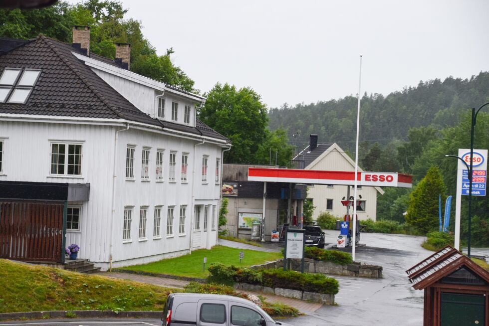 FROLAND: I helgen kom en forespørsel/oppfordring om at Froland kommune skulle heise regnbue-flagget, slik ble det ikke. FOTO: RAYMOND ANDRE MARTINSEN