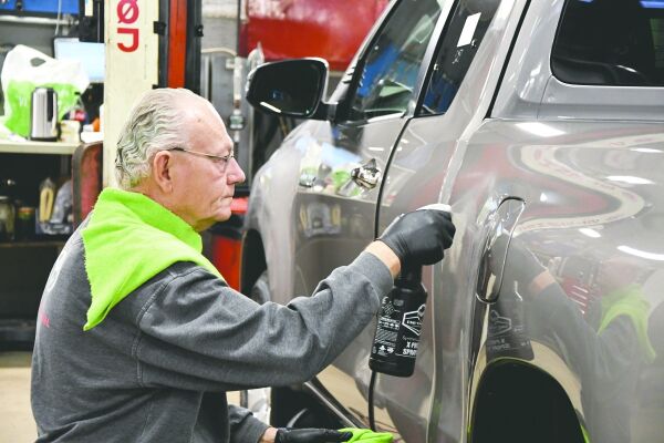 Husk å polere bilen før vinteren
