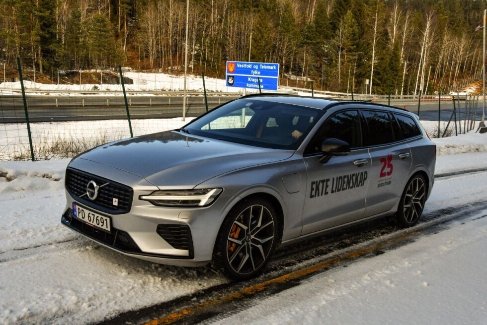 YPPERLIG: Vi fikk testet Polestar på vinterføre ved Brokelandsheia, og var strålende fornøyd med hybriden fra Volvo.