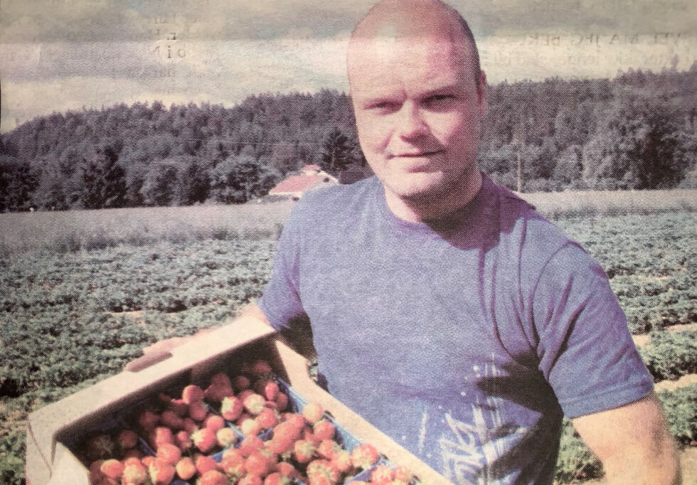 SISTE ÅRET: Etter 44 år med bærproduksjon på Messel er det slutt. Torleiv Messel vil gjerne bruke sommeren til andre ting enn jordbærproduksjon.		ARKIVFOTO
