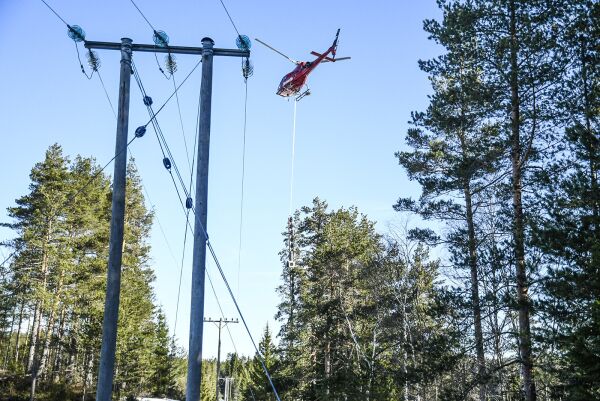Presisjonsflyvning langs høyspenten