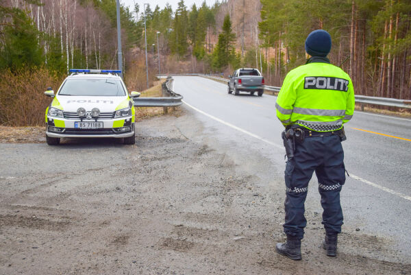 Mistet lappen og penger etter forbikjøring i Froland