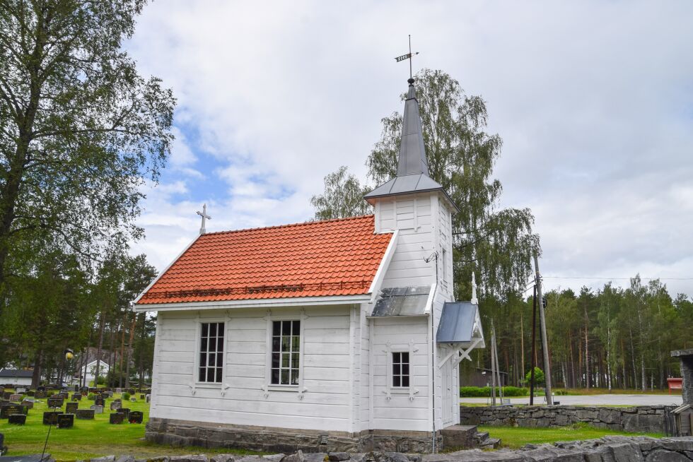 QUIZ: Husker du hva som står i toppen av spiret på kapellet på Mjølhusmoen? FOTO: RAYMOND ANDRE MARTINSEN