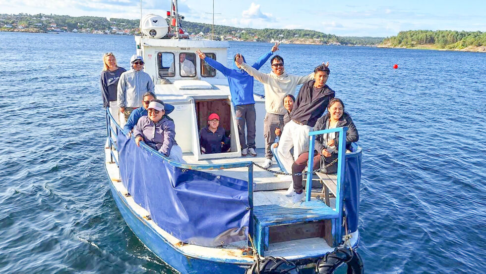 BÅTTUR: I midten av juli arrangerte Froland interkulturelle aktivitetshus båttur. – Fia hadde tur får våre nye landsmenn, forteller Arnfinn Landsverk. 				    ALLE FOTO: ARNFINN LANDSVERK