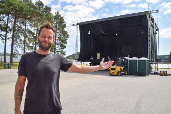 - Det kommer til å bli skikkelig fest her