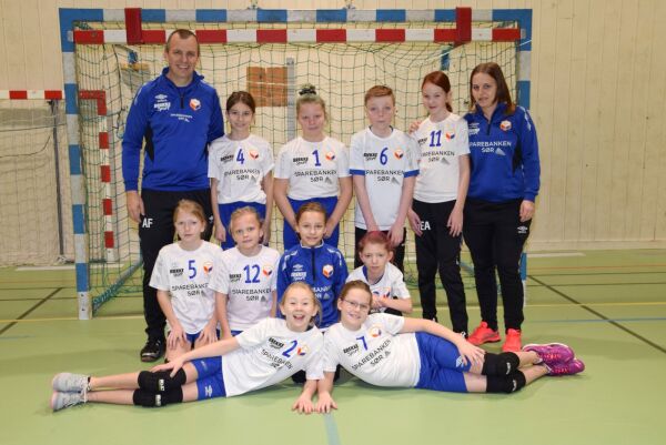 Kjempemoro å spille håndball igjen
