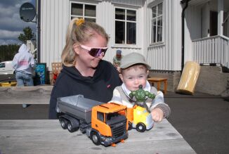 Strømmet til vårkupp og grendestemning