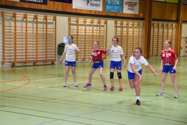 Spennende lokalderby mellom Froland og Express