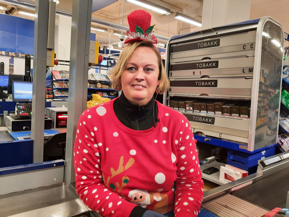 JOBB: Veronica Strand Johnsen skal jobbe på julaften. 	ALLE FOTO: ANNA JOHANNE SVEINUNGSEN