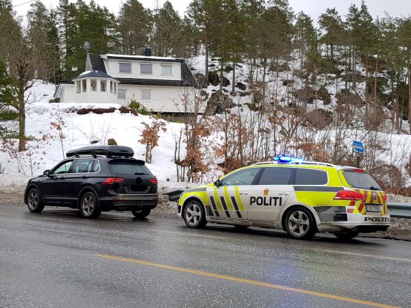 12 biler kjørte for fort