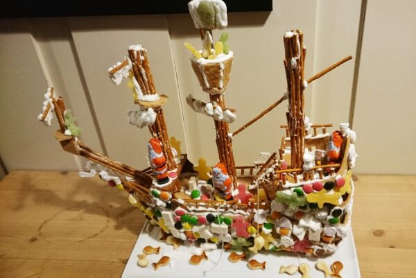 Vi kårer Frolands fineste og styggeste pepperkakehus!