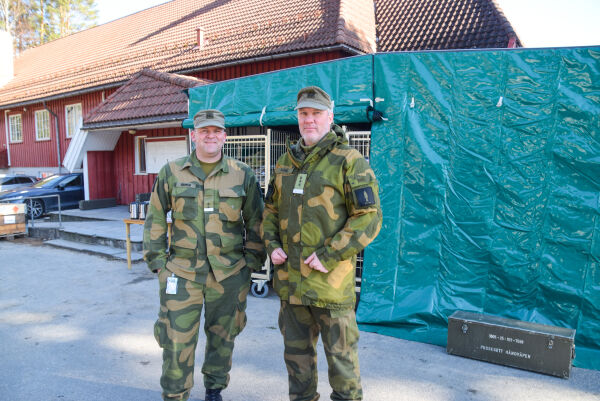Derfor er det mange i uniform i Froland nå