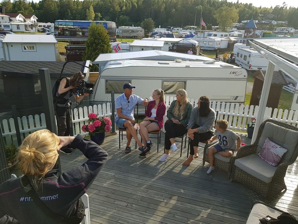 FILMET: Her blir Team Froland intervjuet av NRKs sommeråpent-team.
 Foto: Daniel Ødegaard
