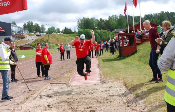 Full fart og stormende jubel på Lions sommerleker