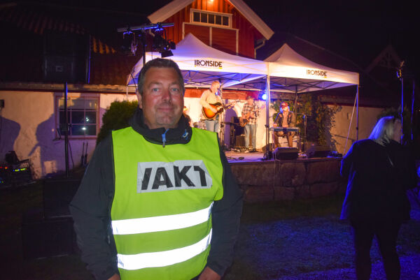 - Vi må nok vurdere å gjøre noe annet fremover