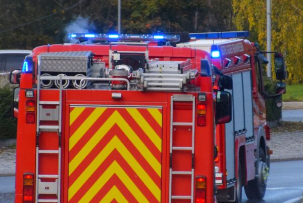 Rykket ut til bål i skolegården