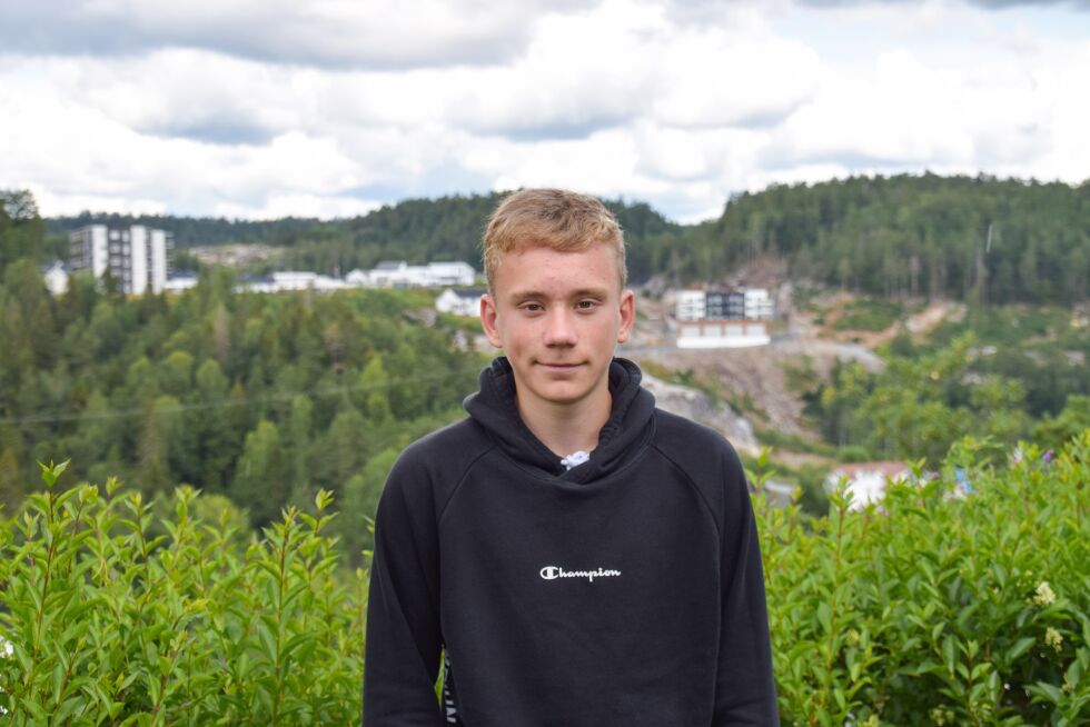 MYE Å GJØRE: Elias Solheim Sollid har mye han skal gjøre i sommer og gleder seg til å komme på tur på Hardangervidda. FOTO: RAYMOND ANDRE MARTINSEN