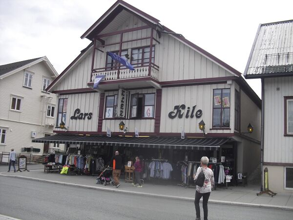 Butikken med service og særpreg