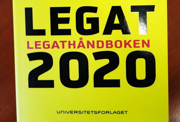 En håndbok full av penger
