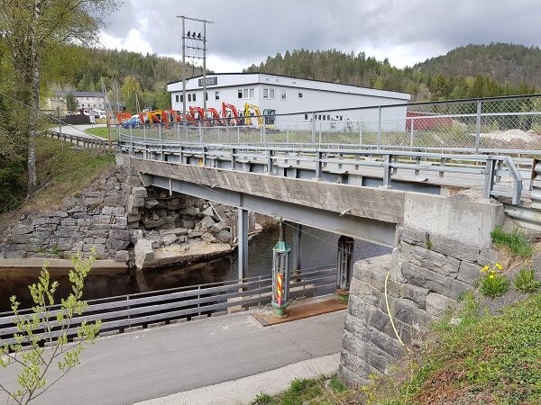 Brua ferdig til høsten?
