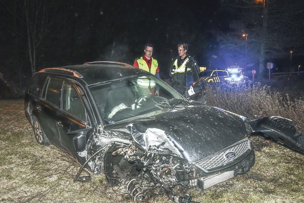 VRAK: Bilen ble totalskadd etter ulykken i mars i fjor.ARKIVFOTO