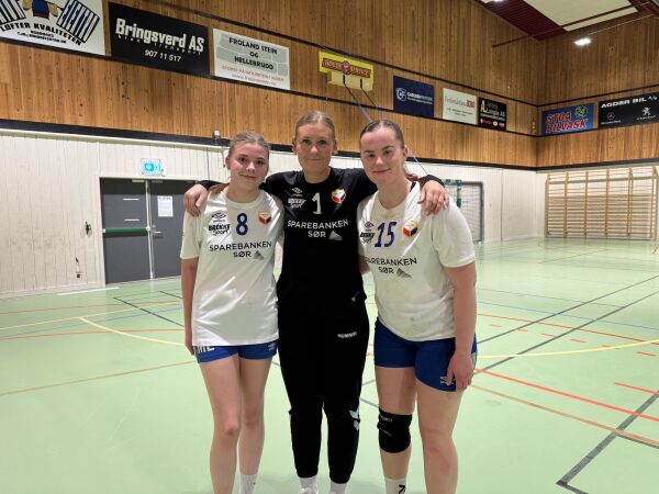 Håndballjentene med sterk  innsats i jevn kamp
