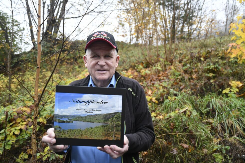 FERDIG: Svein Edmund Kristiansen deler sine naturopplevelser i boken ”Naturopplevelser”.  Den lanseres på Froland Frivilligsentral. Forsiden av boken er bildebehandlet litt av oss. Derav den ”rare” rammen.