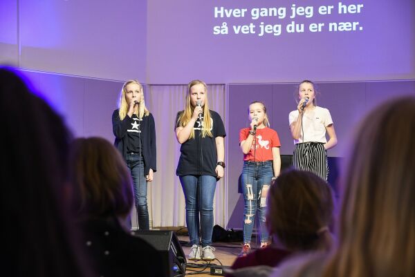 Samlet til lek, sang og bønn