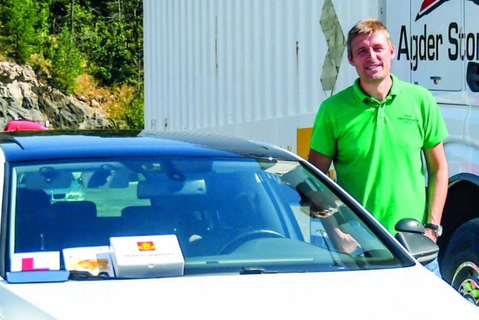 BRA MED TILSYN: Morten Stomne ved Skills trafikkskole syntes at tilsyn er bra. 	ARKIVFOTO